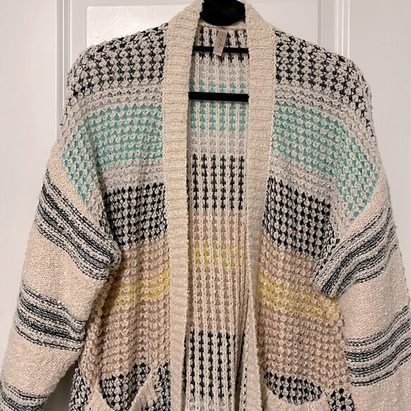 Jardin by Macris Oversized Striped Open Front Boho Cardigan Sweater - Picture 3 of 9